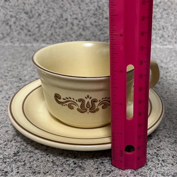 Pfaltzgraff Village Pattern Vintage Cream and Brown Teacup Set - Picture 9 of 10